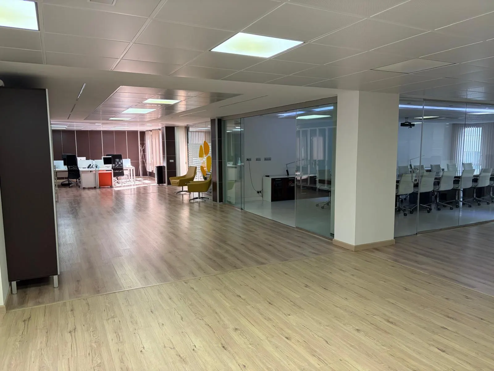 THE HUB — Zona Flexible